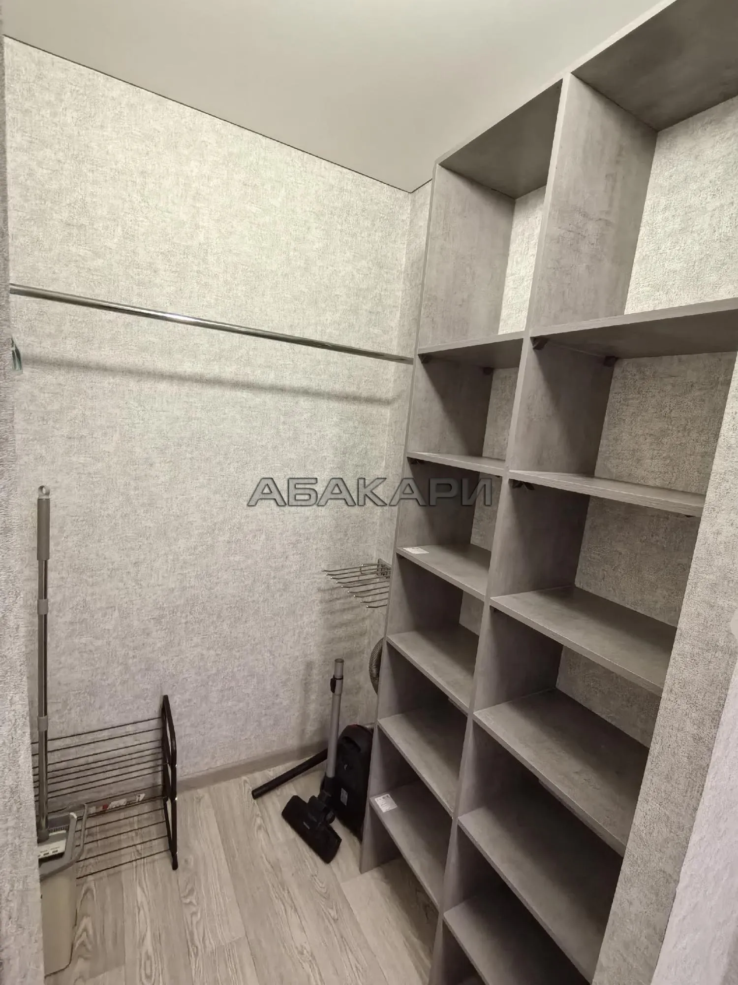 1-комнатная улица Шахтёров, 8  за 35000 руб/мес фото 5