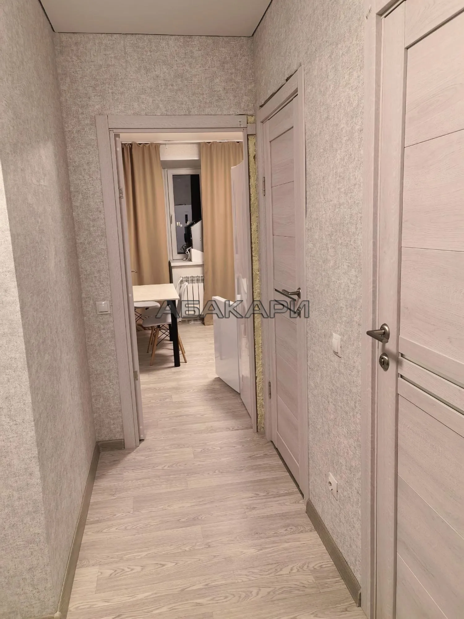 1-комнатная улица Шахтёров, 8  за 35000 руб/мес фото 3