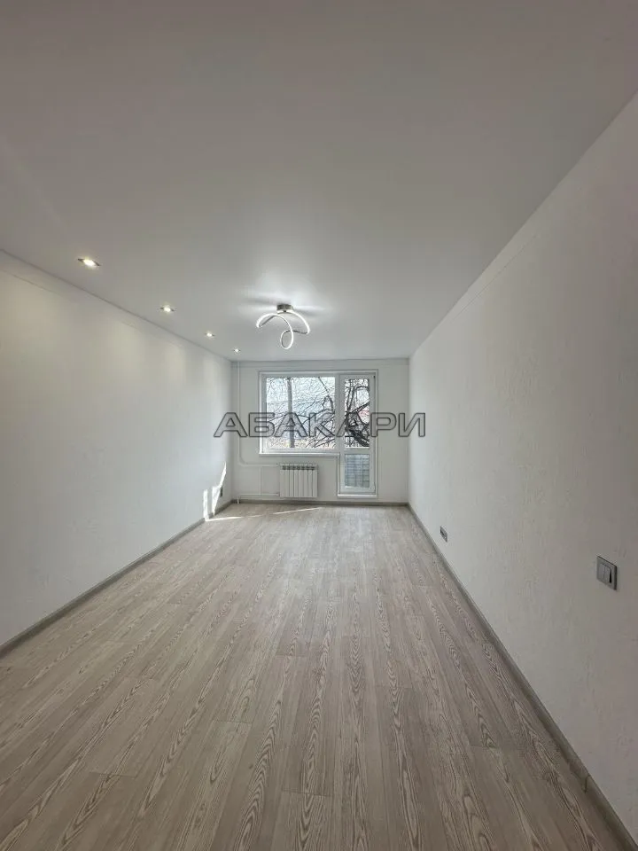 2-комнатная улица Комбайностроителей, 3  за 35000 руб/мес фото 7