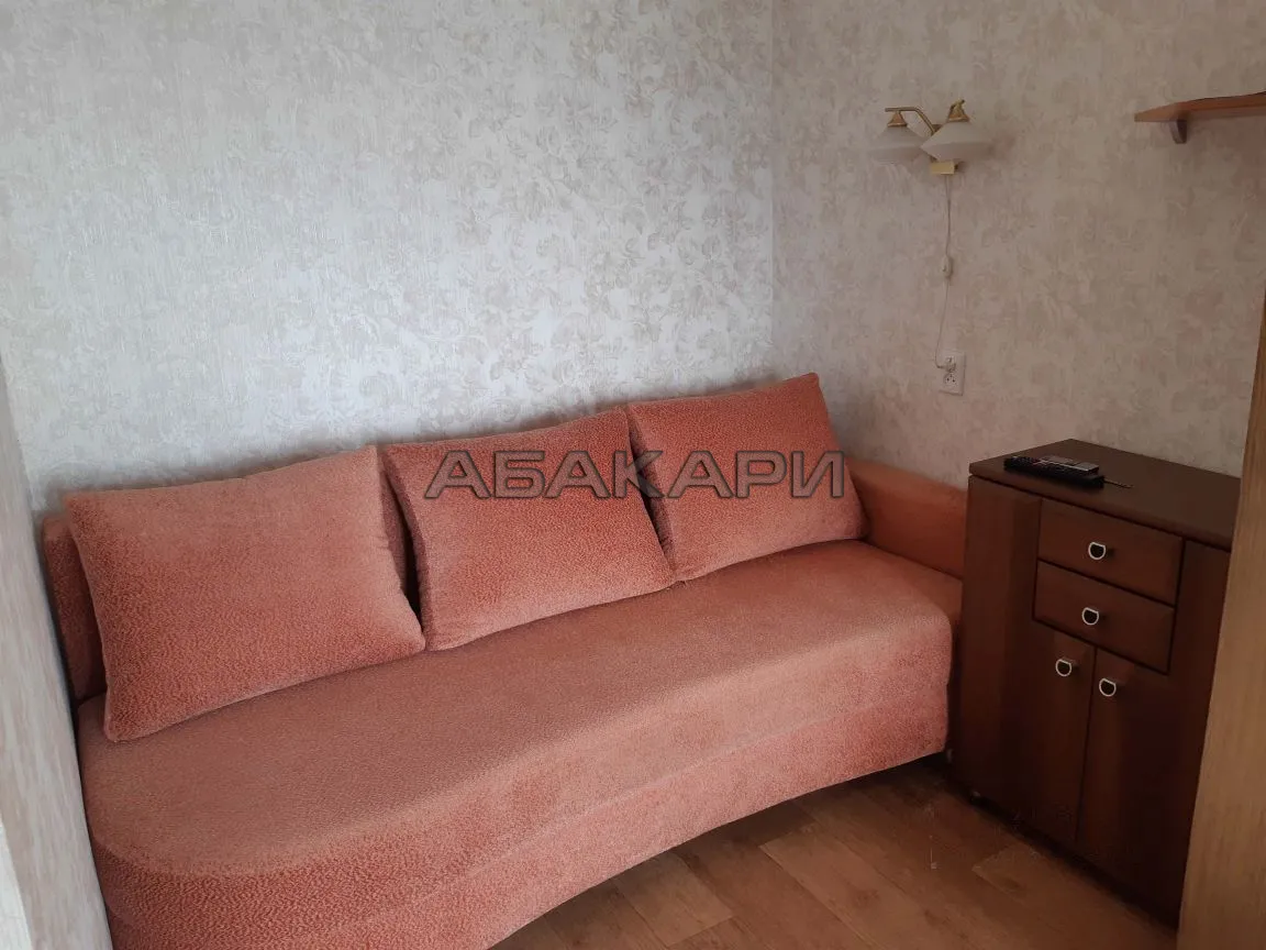 1-комнатная улица Анатолия Гладкова, 14  за 28000 руб/мес фото 4