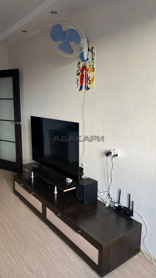 1-комнатная улица Чернышевского, 104  за 28000 руб/мес фото 1