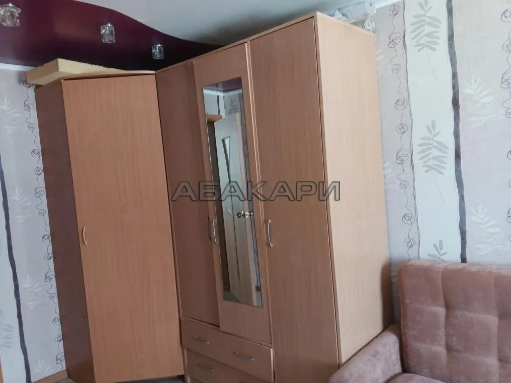 2-комнатная Волжская улица, 27  за 27000 руб/мес фото 2