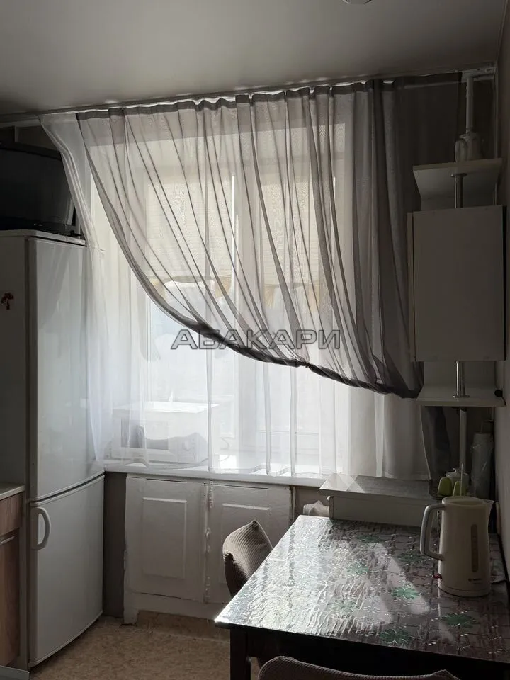 1-комнатная улица Декабристов, 40  за 28000 руб/мес фото 2