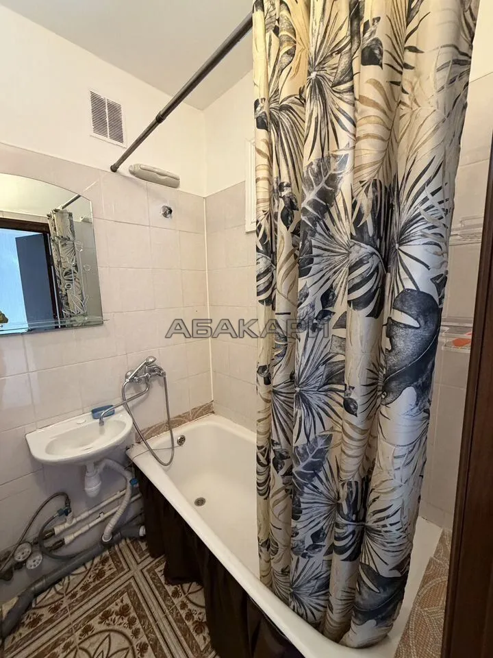 1-комнатная улица Декабристов, 40  за 28000 руб/мес фото 8