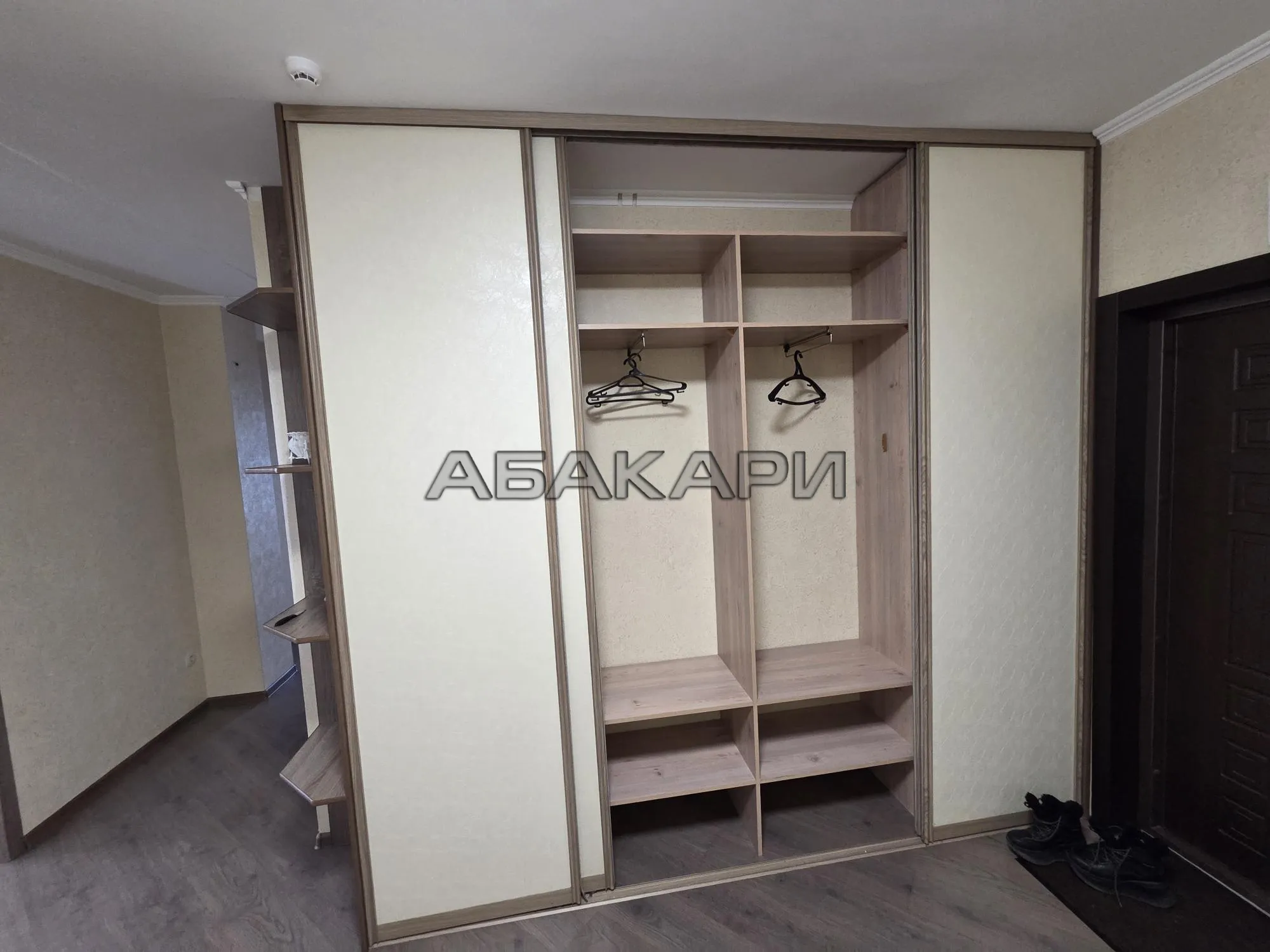 3-комнатная улица Республики, 37А  за 75000 руб/мес фото 14