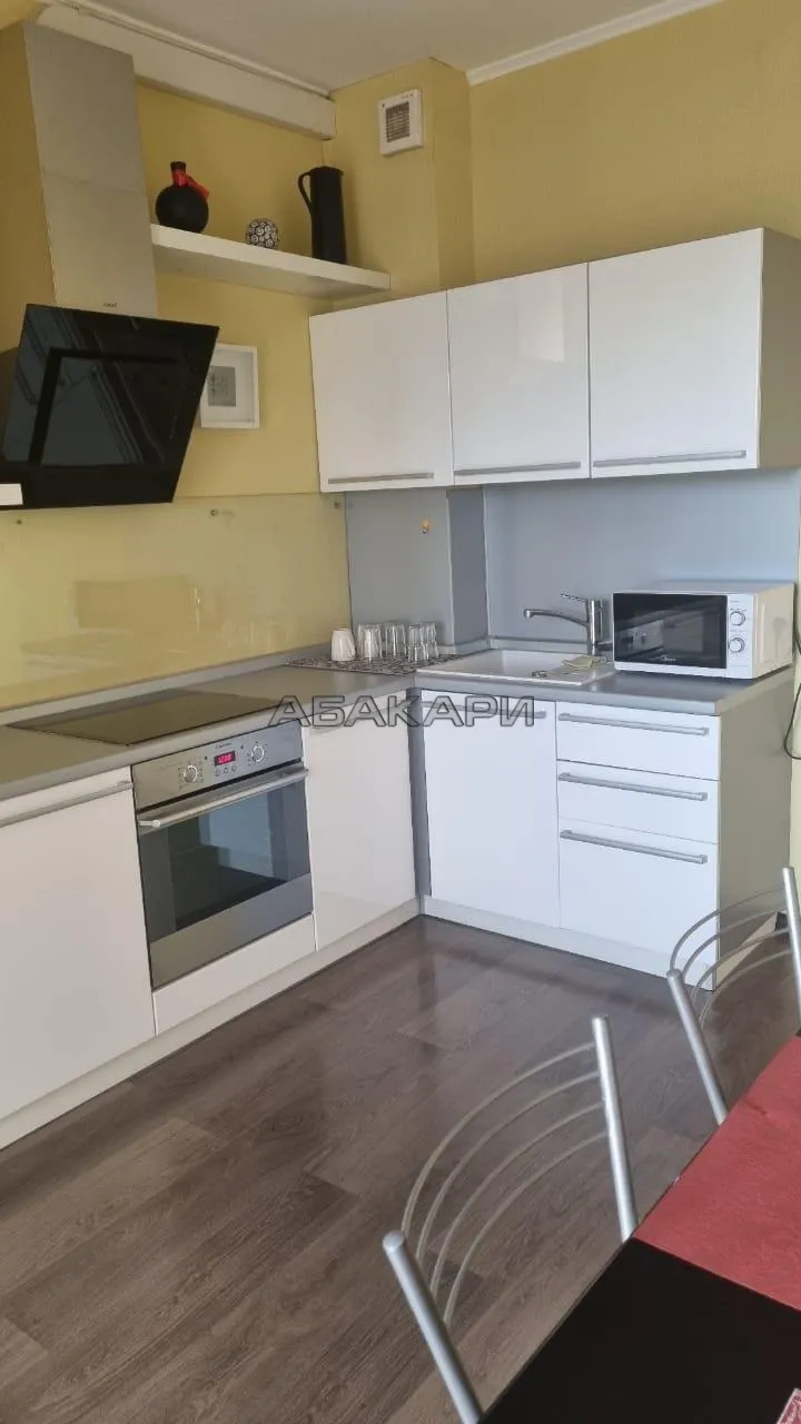 1-комнатная Капитанская улица, 6  за 40000 руб/мес фото 1