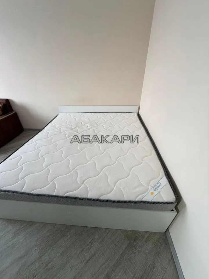 студия улица Шахтёров, 66  за 35000 руб/мес фото 2