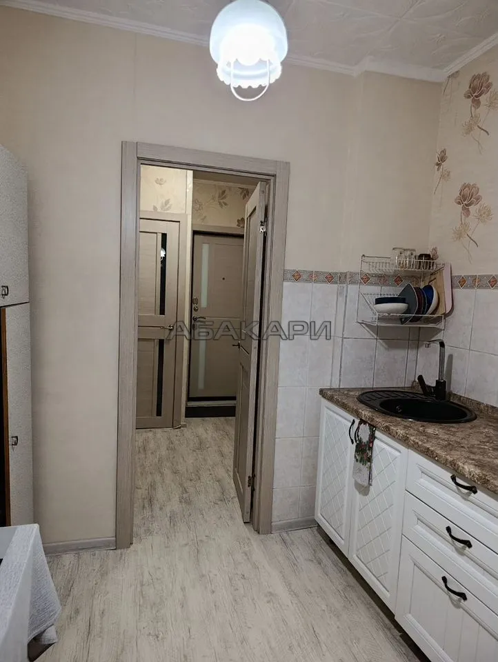 1-комнатная улица Юности, 6  за 28000 руб/мес фото 5