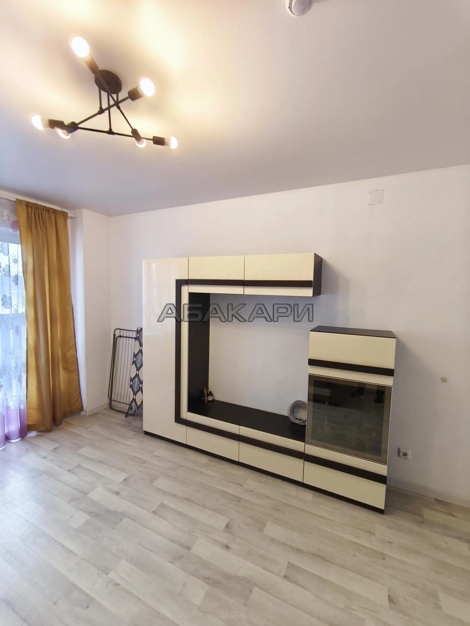 1-комнатная Апрельская улица, 5И  за 27000 руб/мес фото 4