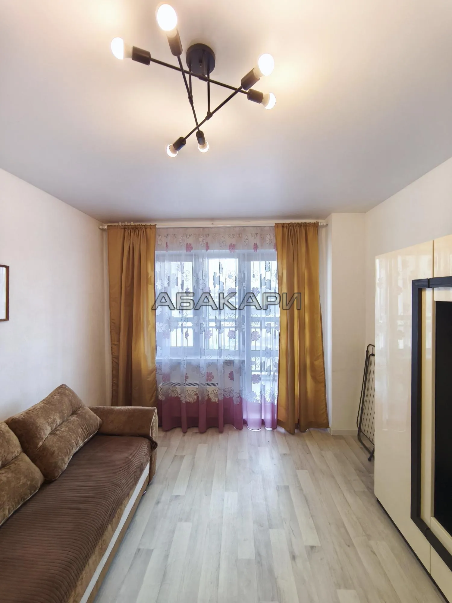 1-комнатная Апрельская улица, 5И  за 27000 руб/мес фото 3
