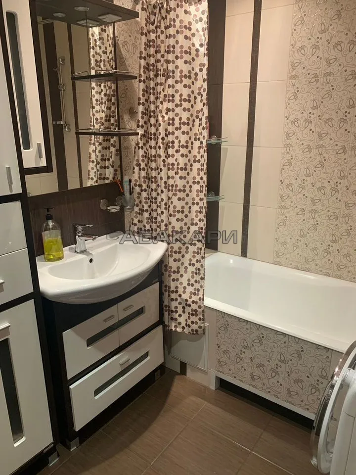 3-комнатная улица Молокова, 12  за 50000 руб/мес фото 9