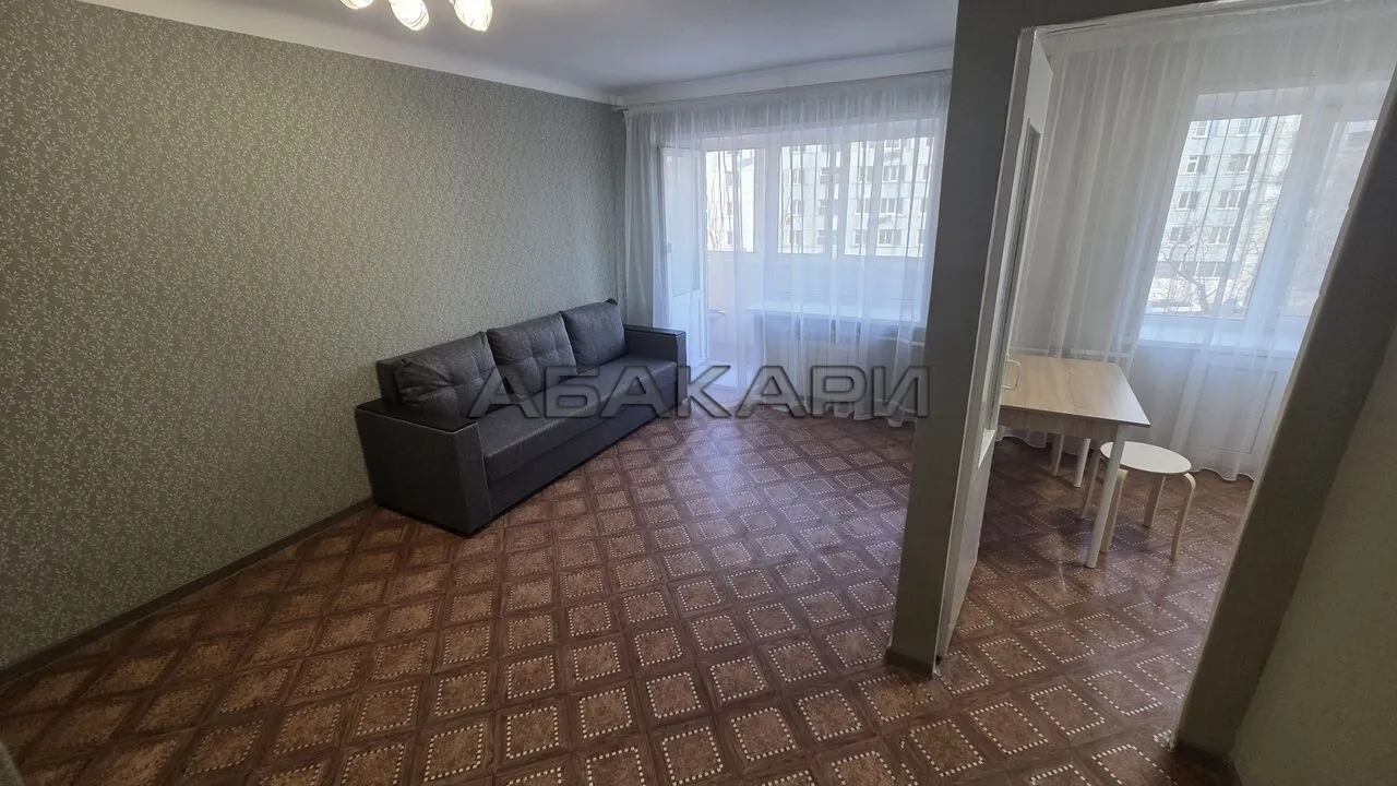 1-комнатная улица Урицкого, 24  за 35000 руб/мес фото 5
