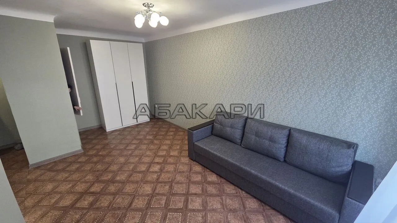 1-комнатная улица Урицкого, 24  за 35000 руб/мес фото 7
