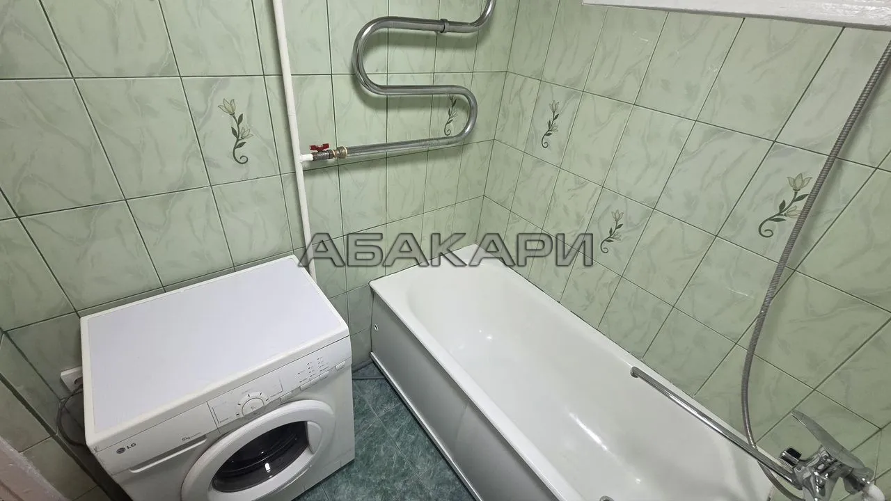 1-комнатная улица Урицкого, 24  за 35000 руб/мес фото 13