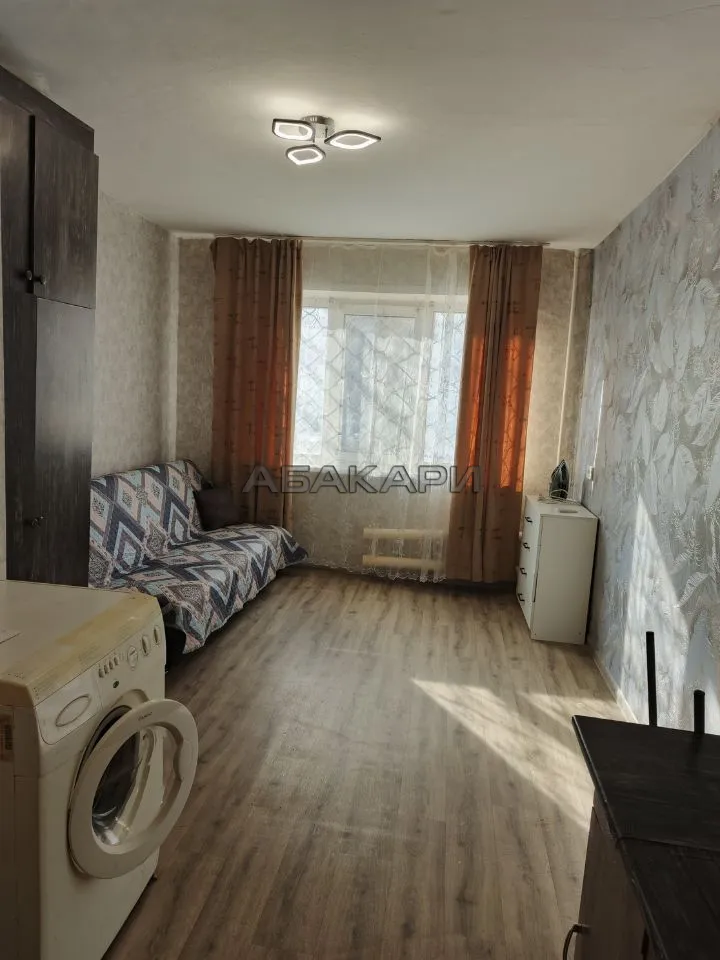 студия улица Королёва, 10  за 18000 руб/мес фото 1