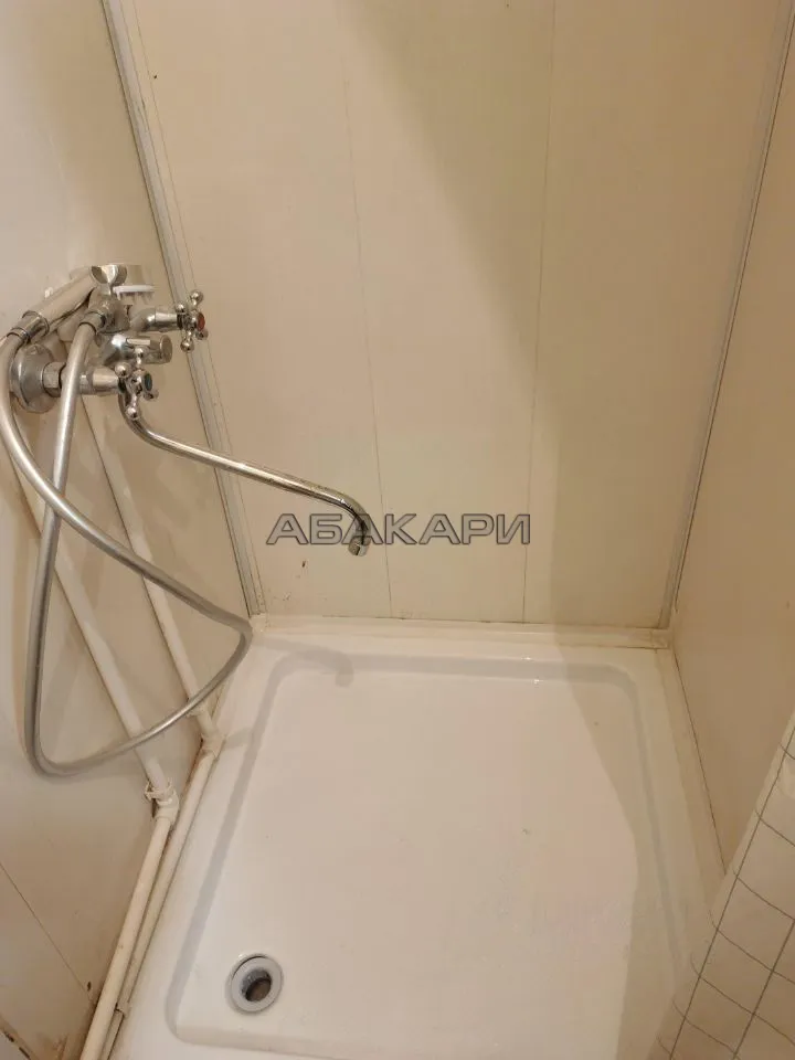 студия улица Королёва, 10  за 18000 руб/мес фото 6