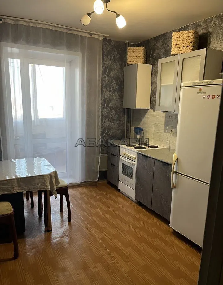1-комнатная улица 9 Мая, 5  за 28000 руб/мес фото 5