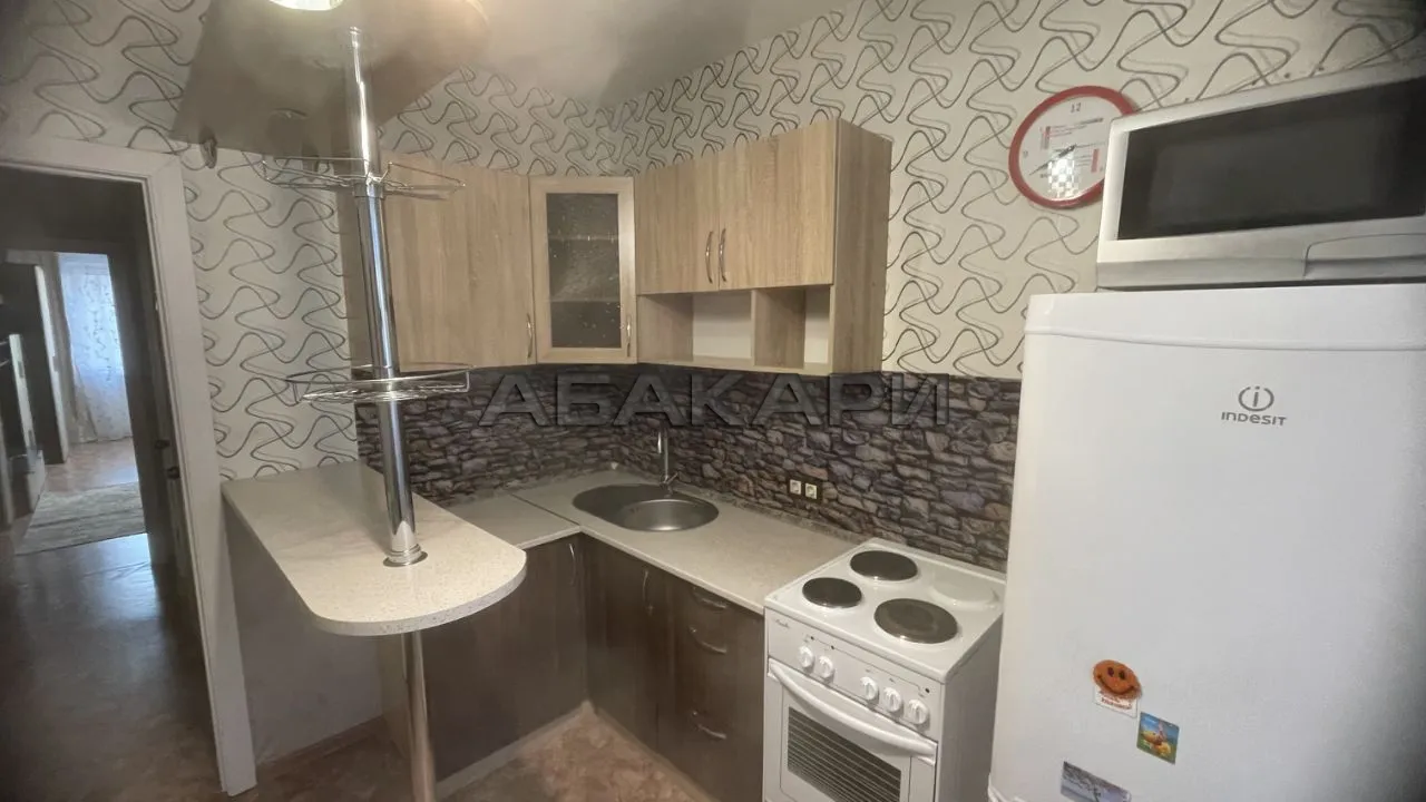 1-комнатная Караульная улица, 46  за 28000 руб/мес фото 1