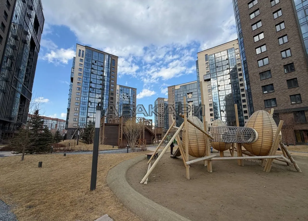 3-комнатная улица Авиаторов, 18  за 80000 руб/мес фото 16