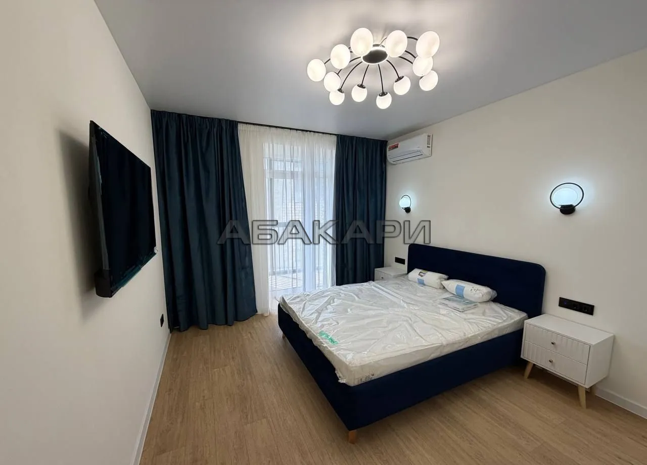 3-комнатная улица Авиаторов, 18  за 80000 руб/мес фото 4