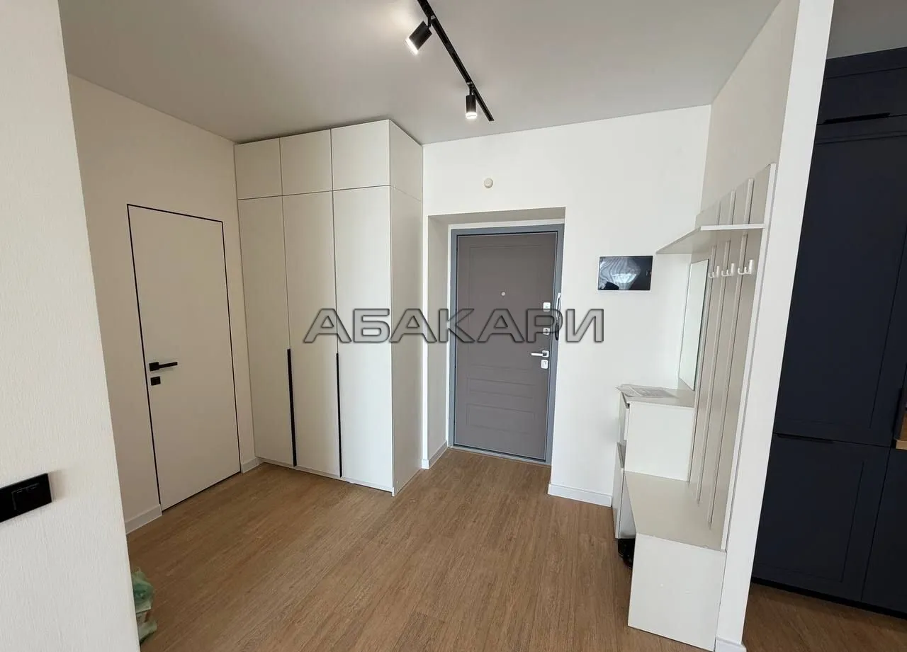 3-комнатная улица Авиаторов, 18  за 80000 руб/мес фото 7