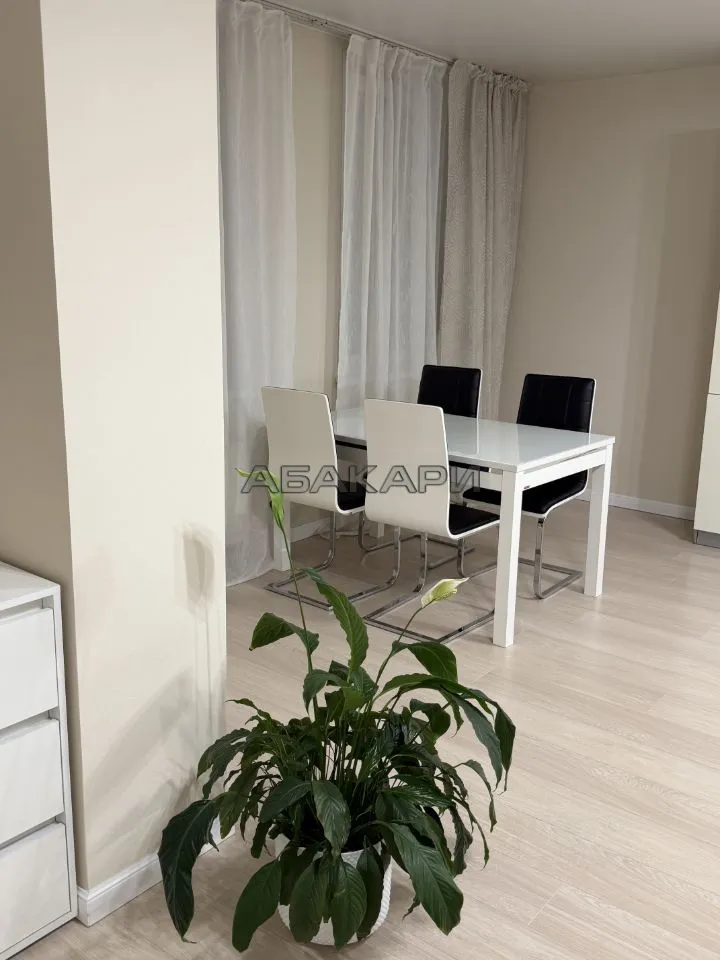 2-комнатная улица Петра Ломако, 14  за 60000 руб/мес фото 12