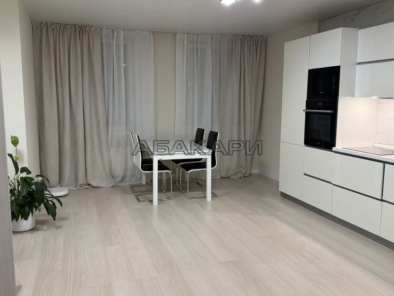 2-комнатная улица Петра Ломако, 14  за 60000 руб/мес фото 14