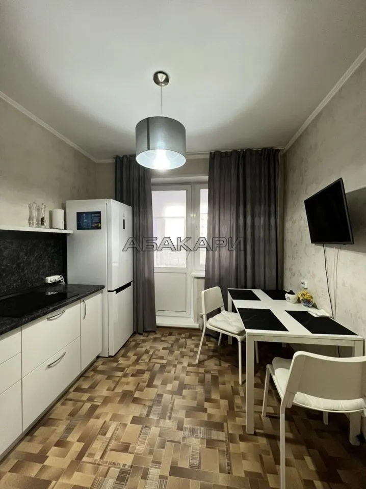 1-комнатная улица Дмитрия Мартынова, 33  за 33000 руб/мес фото 1