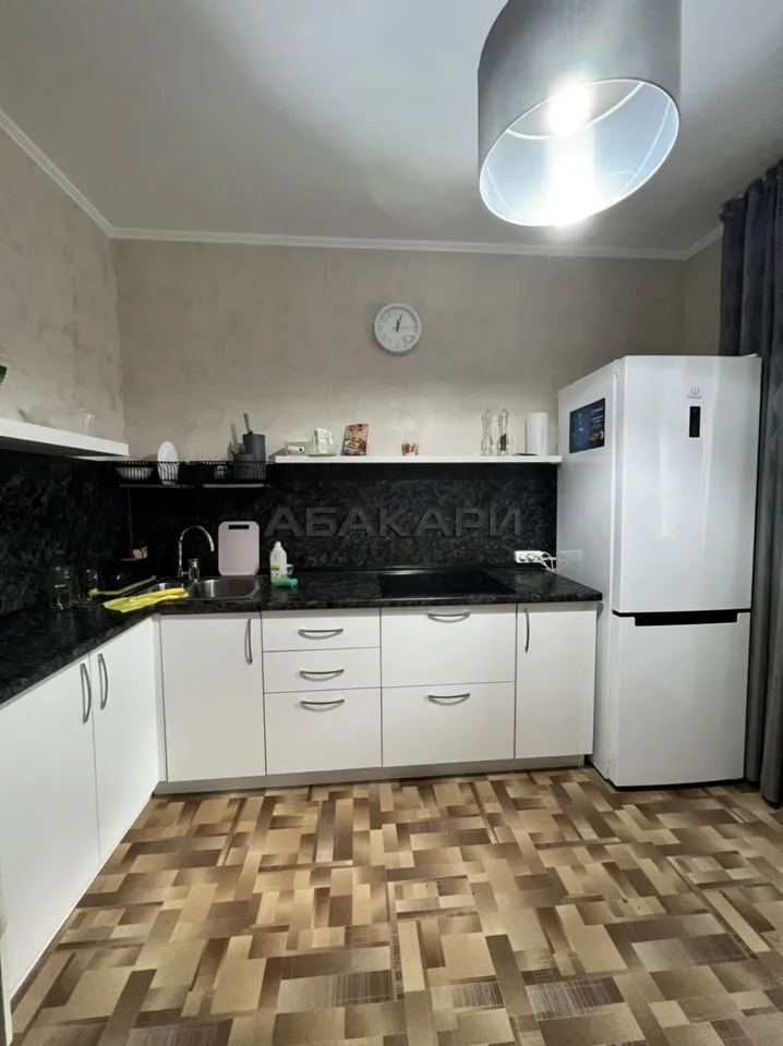 1-комнатная улица Дмитрия Мартынова, 33  за 33000 руб/мес фото 2