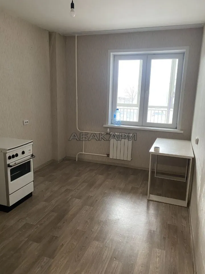 1-комнатная улица Александра Матросова, 40  за 25000 руб/мес фото 2