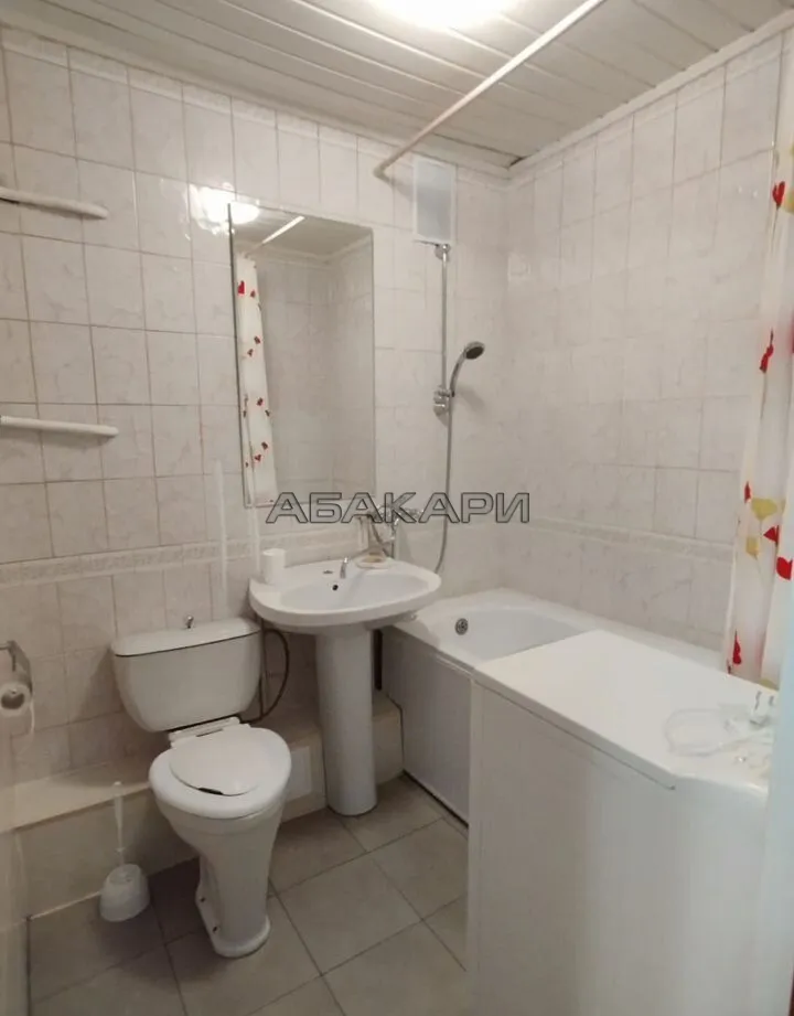 1-комнатная улица Александра Матросова, 4  за 27000 руб/мес фото 9
