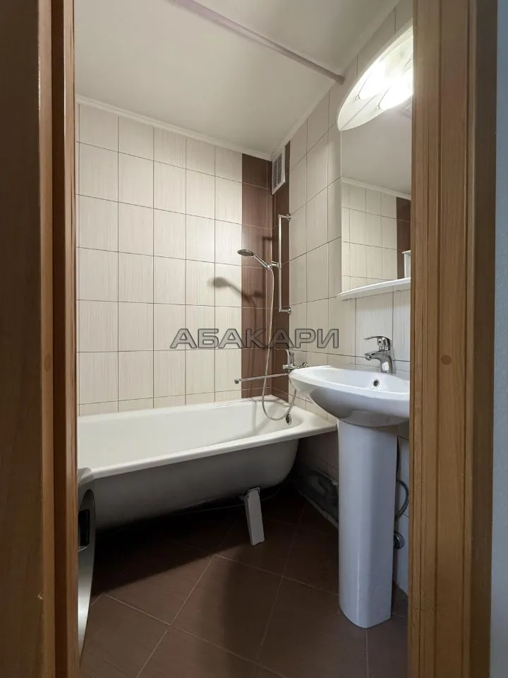 2-комнатная улица Забобонова, 18 за 38000 руб/мес фото 9 2-комнатная улица Забобонова, 18 за 38000 руб/мес фото 9