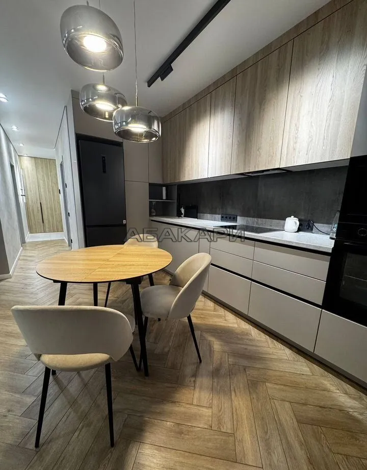2-комнатная Краснодарская улица, 40/5  за 70000 руб/мес фото 1