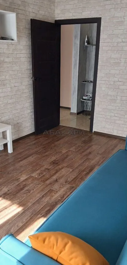 1-комнатная улица 78-й Добровольческой Бригады, 4  за 33000 руб/мес фото 3