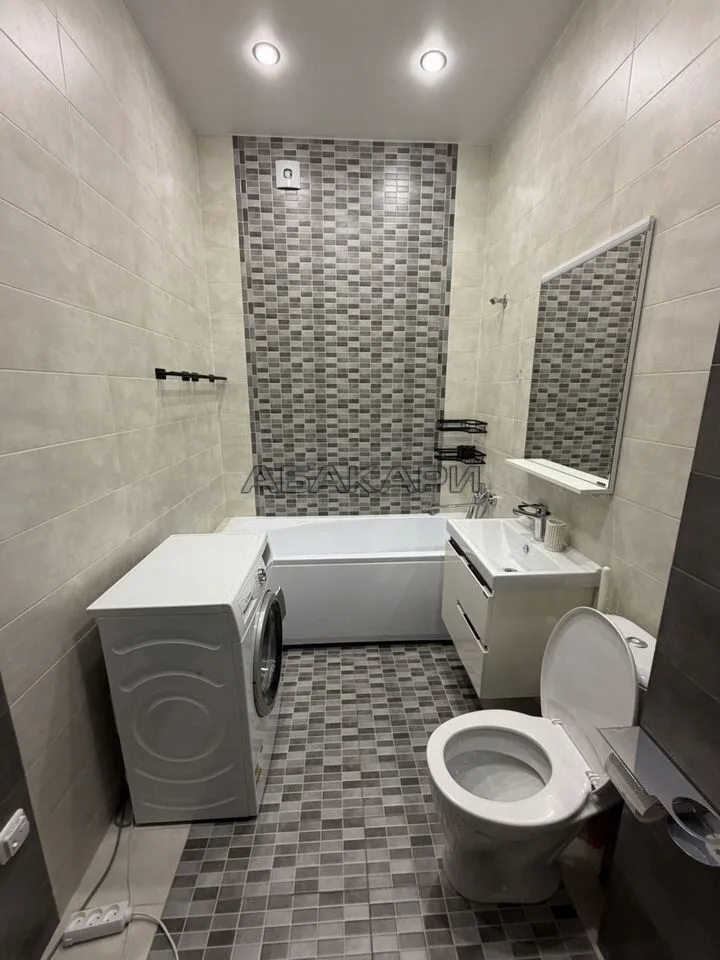 1-комнатная улица Авиаторов, 21  за 40000 руб/мес фото 7