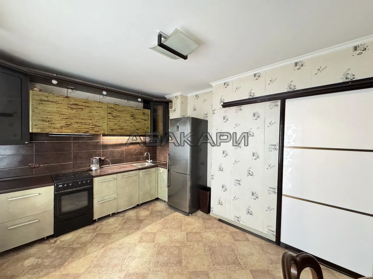 2-комнатная улица Авиаторов, 64  за 45000 руб/мес фото 2