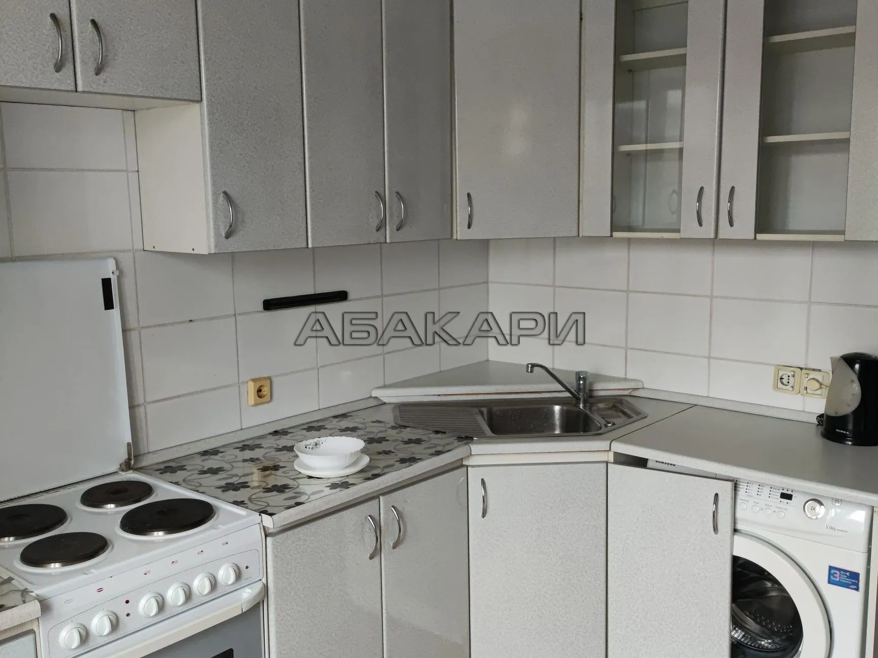 2-комнатная улица Батурина, 15  за 38000 руб/мес фото 5