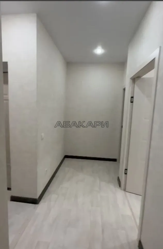 3-комнатная улица Александра Матросова, 34  за 35000 руб/мес фото 3