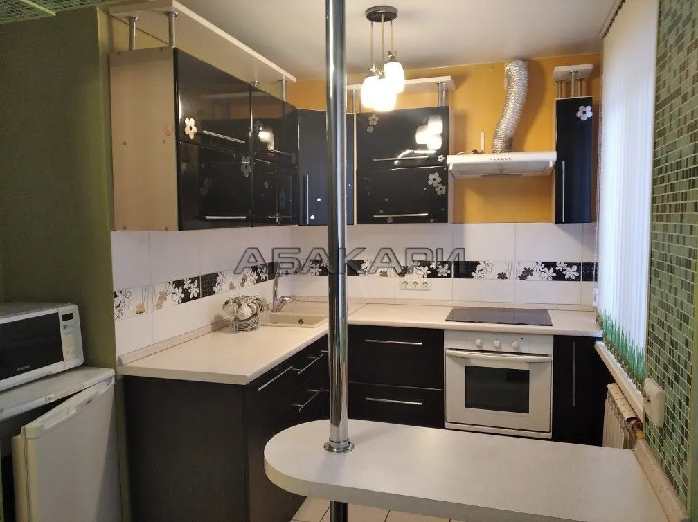 4-комнатная улица Говорова, 56  за 35000 руб/мес фото 1