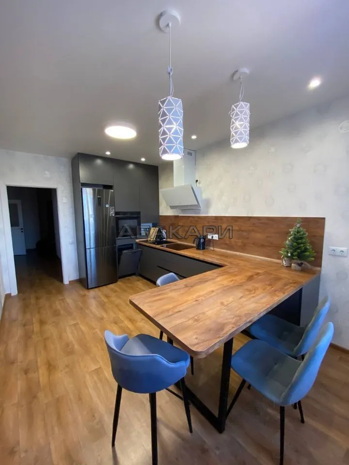 2-комнатная Парусная улица, 3  за 65000 руб/мес фото 8