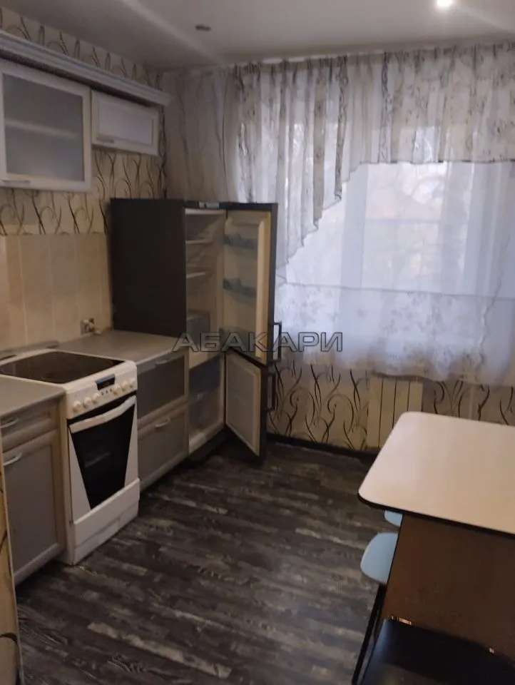 2-комнатная улица Кутузова, 101  за 27000 руб/мес фото 1