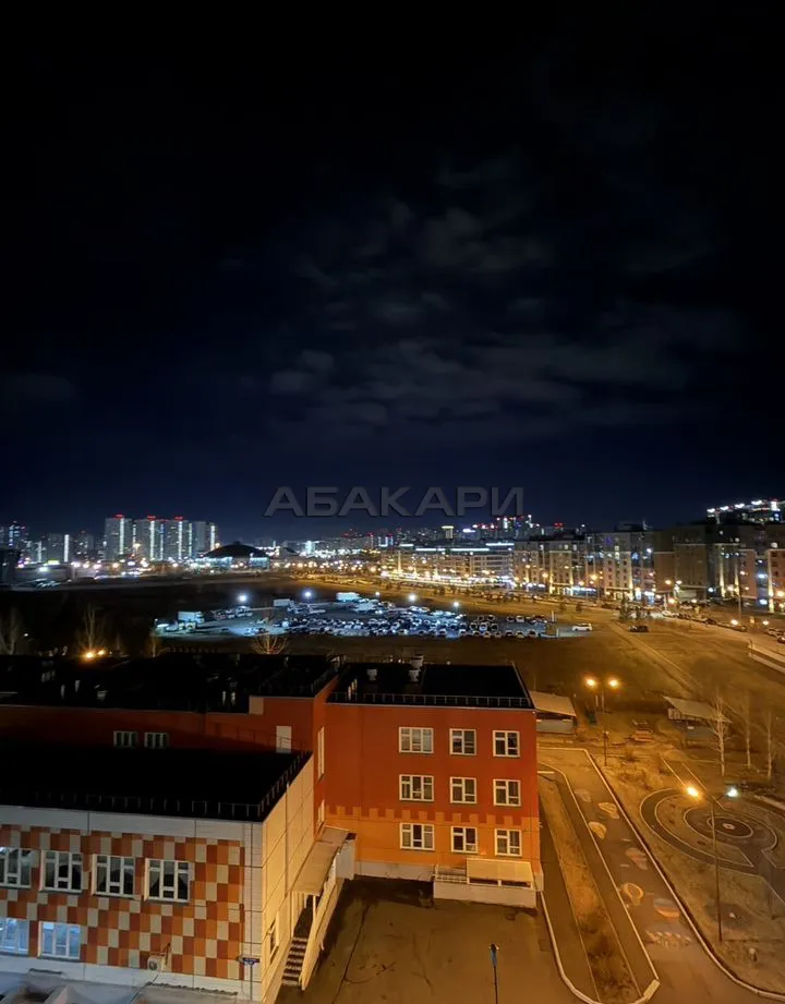 1-комнатная улица Петра Ломако, 1  за 65000 руб/мес фото 17