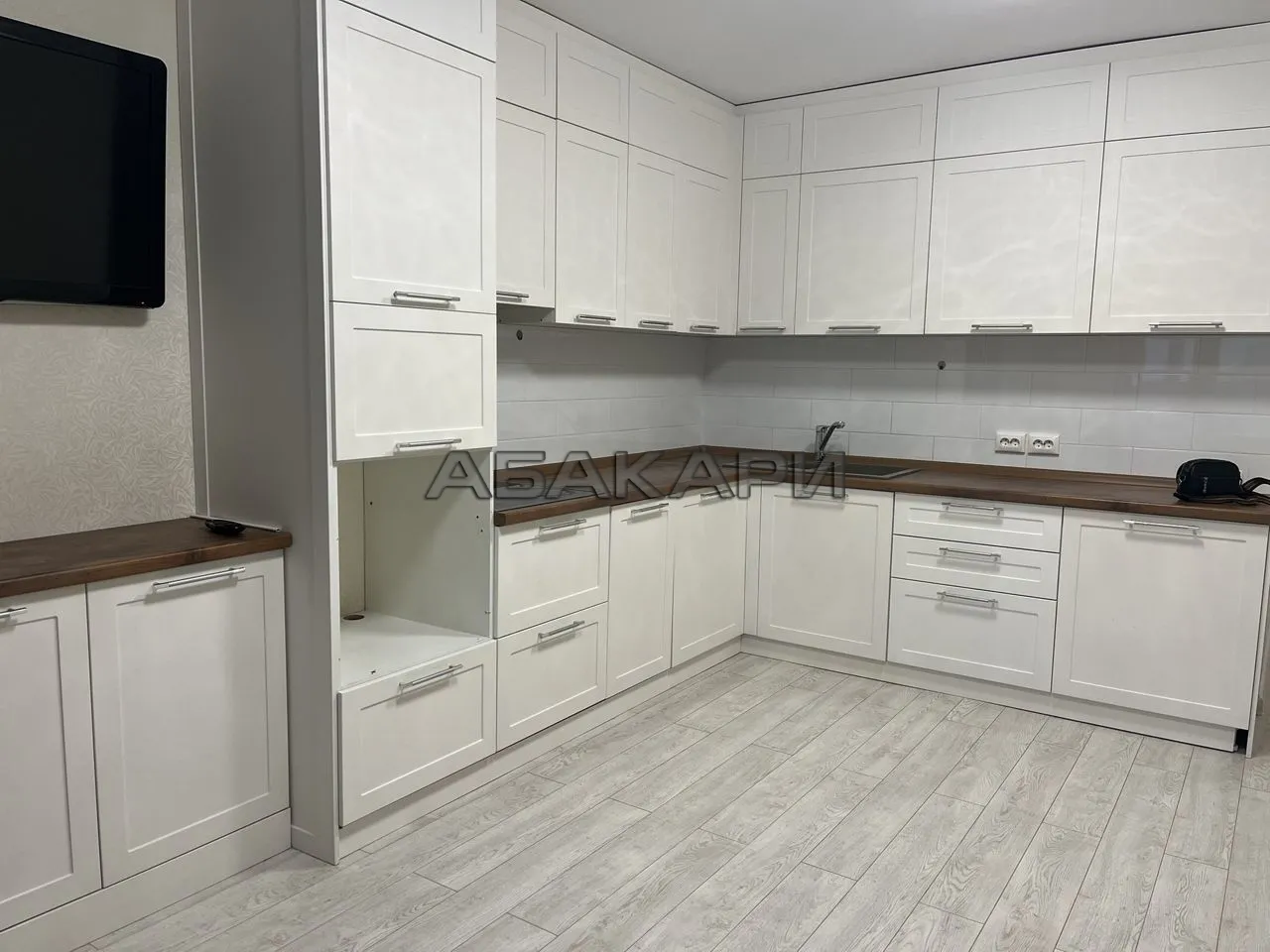 4-комнатная улица Вильского, 18Г  за 45000 руб/мес фото 1