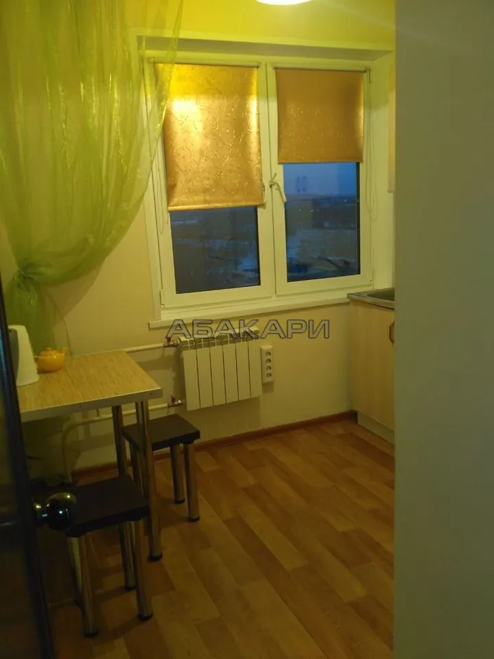 3-комнатная проспект имени Газеты Красноярский Рабочий, 124  за 45000 руб/мес фото 9