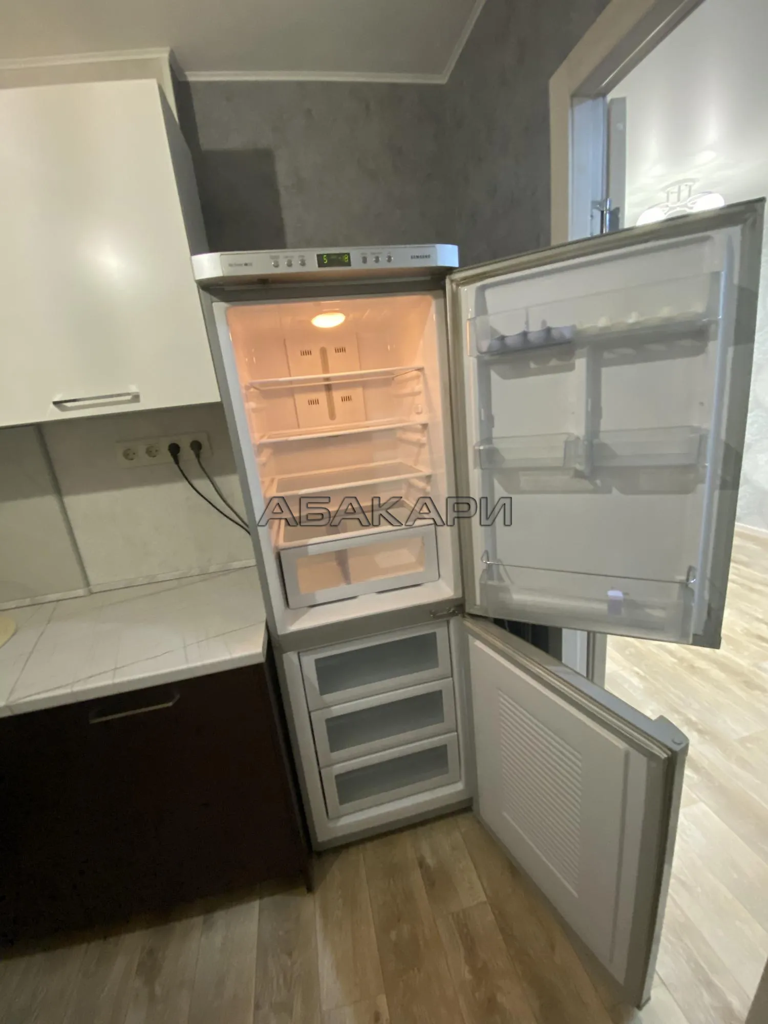 2-комнатная проспект имени Газеты Красноярский Рабочий, 72А  за 33000 руб/мес фото 17