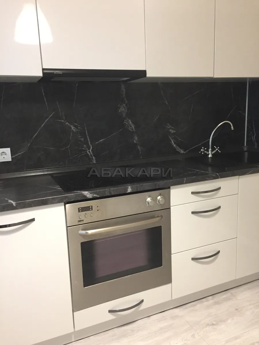 1-комнатная улица Карамзина, 28  за 28000 руб/мес фото 1