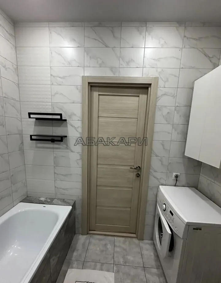 1-комнатная Высотная улица, 2В/2  за 35000 руб/мес фото 8