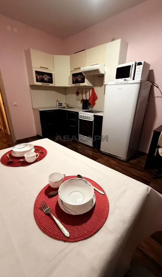 1-комнатная Капитанская улица, 16  за 34000 руб/мес фото 2