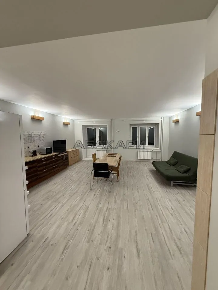 2-комнатная улица Академика Киренского, 32М  за 50000 руб/мес фото 1