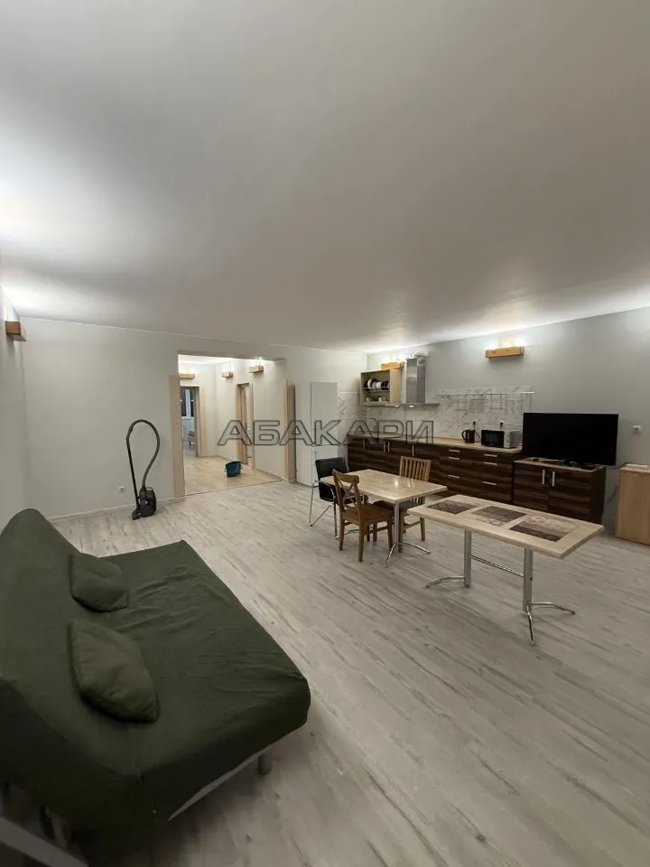2-комнатная улица Академика Киренского, 32М  за 50000 руб/мес фото 2